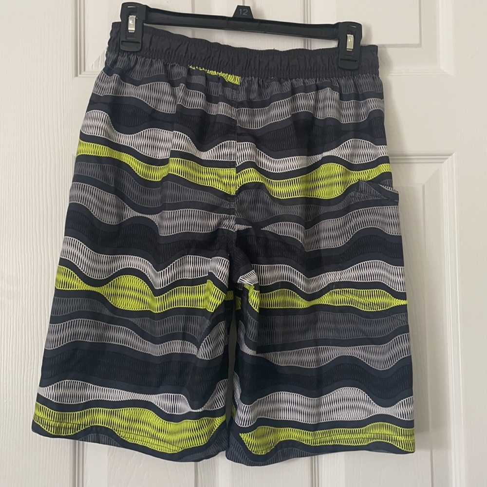 Swim trunks - Picture 2 of 4